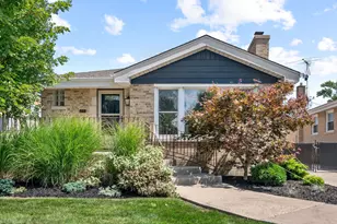 4743 N Nagle Ave, Harwood Heights, IL 60706 - Photo 1