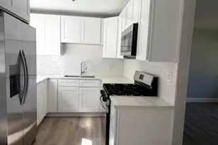 1945 Creek Rd, Waukegan, IL 60087 - Photo 7