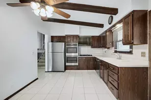 3N565 Crown Rd, Elmhurst, IL 60126 - Photo 9
