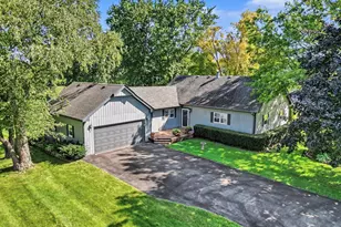40W630 Atchison Dr, Hampshire, IL 60140 - Photo 1