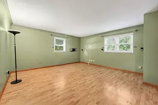 40W630 Atchison Dr, Hampshire, IL 60140 - Photo 7