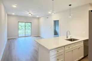 110 Lily Ln, Wheeling, IL 60090 - Photo 3