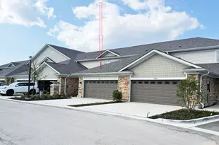 110 Lily Ln, Wheeling, IL 60090 - Photo 1