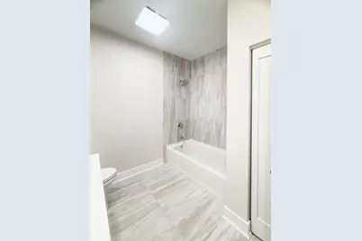 110 Lily Lane, Wheeling, IL 60090 - Photo 23
