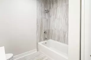 110 Lily Ln, Wheeling, IL 60090 - Photo 23