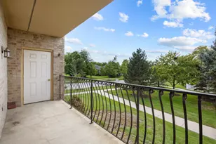 18650 Pine Lake Dr, Tinley Park, IL 60477 - Photo 15