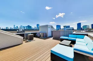 1353 W Grand Ave, Chicago, IL 60642 - Photo 29