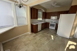 722 S Chestnut St, Kewanee, IL 61443 - Photo 15