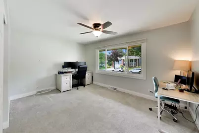 6001 Ross Drive, Woodridge, IL 60517 - Photo 21