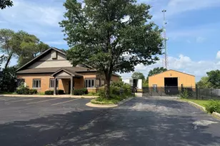 72 East St, Crystal Lake, IL 60014 - Photo 1