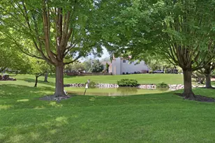 932 Chase Ct, Gurnee, IL 60031 - Photo 17