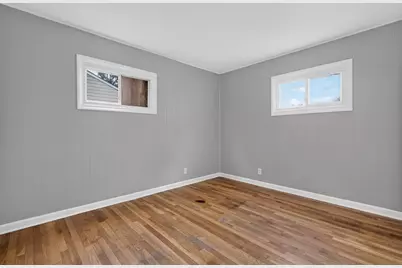 3317 Fairview Avenue, South Chicago Heights, IL 60411 - Photo 11