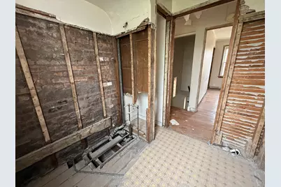 8545 S Euclid Avenue, Chicago, IL 60617 - Photo 21