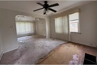 8545 S Euclid Avenue, Chicago, IL 60617 - Photo 7