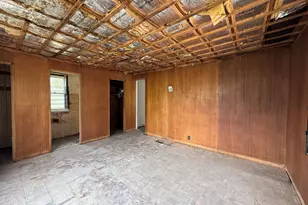 8545 S Euclid Ave, Chicago, IL 60617 - Photo 13