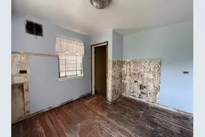 8545 S Euclid Avenue, Chicago, IL 60617 - Photo 11