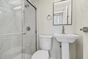 1312 W Oakmont Rd, Hoffman Estates, IL 60169 - Photo 21