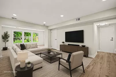 1312 W Oakmont Road, Hoffman Estates, IL 60169 - Photo 15