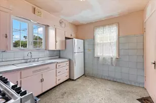 8423 S Wolcott Ave, Chicago, IL 60620 - Photo 5