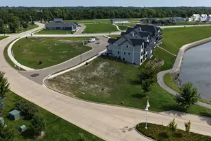 1 Beech Tree Pl, Ottawa, IL 61350 - Photo 1