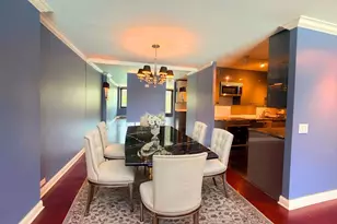 1555 N Sandburg Terrace, Chicago, IL 60610 - Photo 13