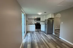 413 Dellwood Ave, Lockport, IL 60441 - Photo 3