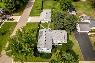 5602 Harrison St, Roscoe, IL 61073 - Photo 11