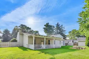 10238 W Wadsworth Rd, Beach Park, IL 60099 - Photo 43