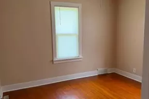 708 Henry St, Peru, IL 61354 - Photo 13