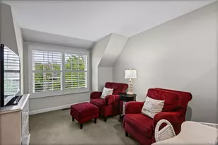 1907 Lynn Cir, Libertyville, IL 60048 - Photo 21