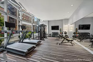 110 W Superior St, Chicago, IL 60654 - Photo 23