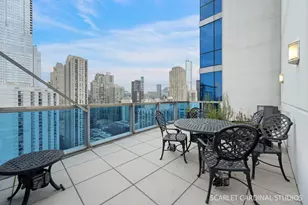 110 W Superior St, Chicago, IL 60654 - Photo 21