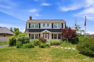 718 S Naperville Rd, Wheaton, IL 60189 - Photo 1