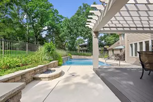30W307 Maple Tree Ln, Wayne, IL 60184 - Photo 17