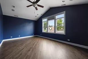 2041 N Whipple St, Chicago, IL 60647 - Photo 19