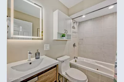 8230 Elmwood Avenue #102, Skokie, IL 60077 - Photo 9