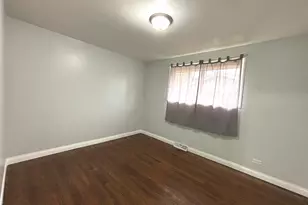 365 Sherry Ln, Chicago Heights, IL 60411 - Photo 7