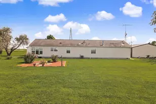 2225 E 1700th Rd, Brocton, IL 61917 - Photo 55