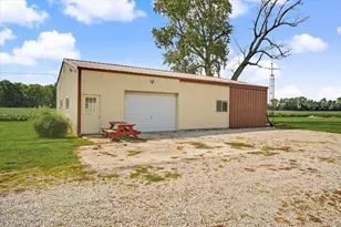 2225 E 1700th Rd, Brocton, IL 61917 - Photo 59