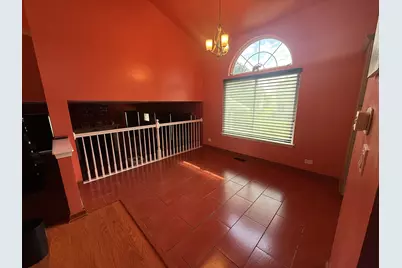 559 Payton Lane, Bolingbrook, IL 60440 - Photo 3