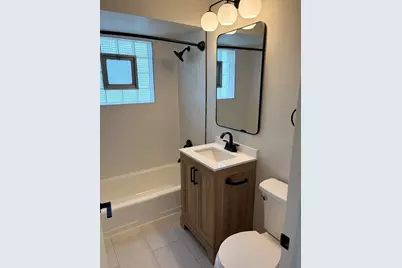 143 Ann Street #2S, Clarendon Hills, IL 60514 - Photo 5