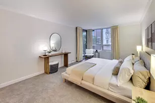 201 E Chestnut St, Chicago, IL 60611 - Photo 27