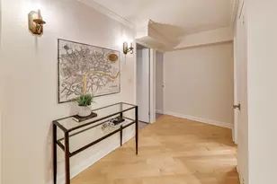 201 E Chestnut St, Chicago, IL 60611 - Photo 15