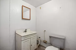 139 W Second St, Streator, IL 61364 - Photo 31