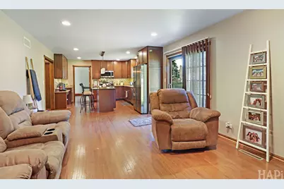 1109 Hollywood Boulevard, McHenry, IL 60050 - Photo 9