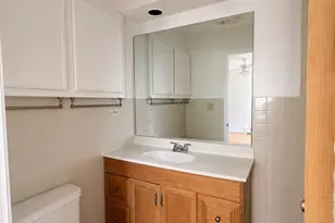 3923 Howard St, Skokie, IL 60076 - Photo 15