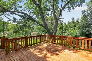 215 Edgebrook Dr, Bloomingdale, IL 60108 - Photo 17