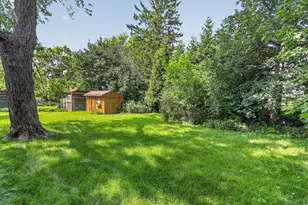 215 Edgebrook Dr, Bloomingdale, IL 60108 - Photo 19