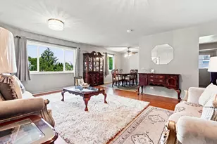 607 N Ashbury Ave, Bolingbrook, IL 60440 - Photo 9