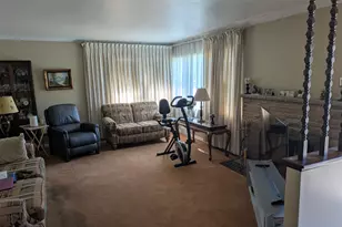 189 E Madison St, Elmhurst, IL 60126 - Photo 3